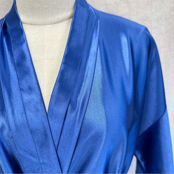 Val Mode vintage 70s blue satin maxi length robe with cord rope tie belt Small - Picture 7 of 16